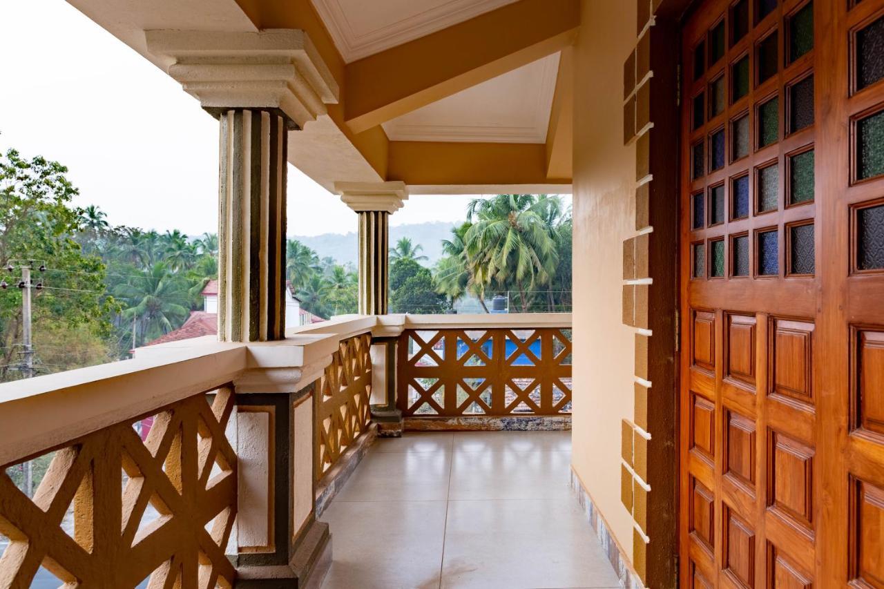 Jm Vista Suites Mapusa Exteriör bild