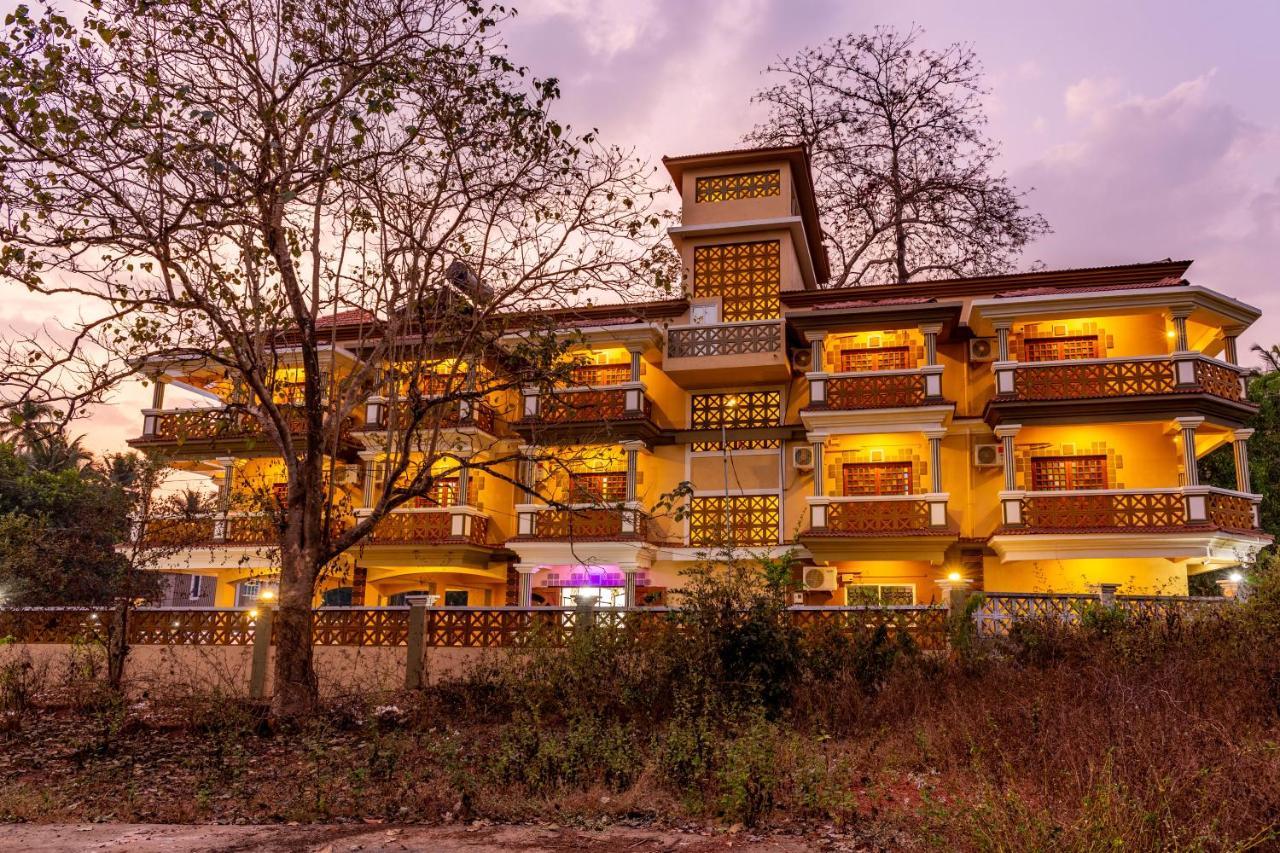 Jm Vista Suites Mapusa Exteriör bild
